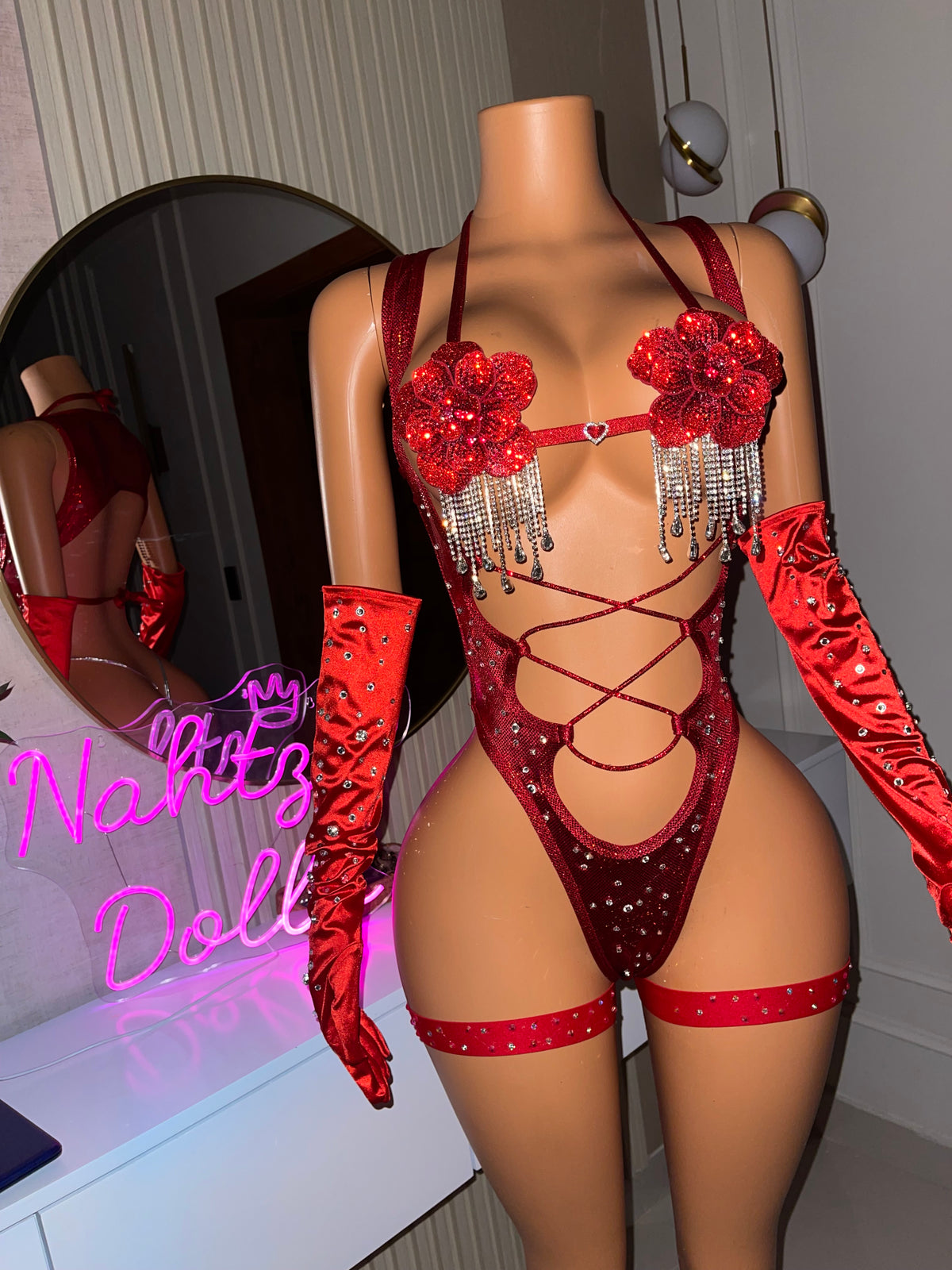 Exotic red flower 071