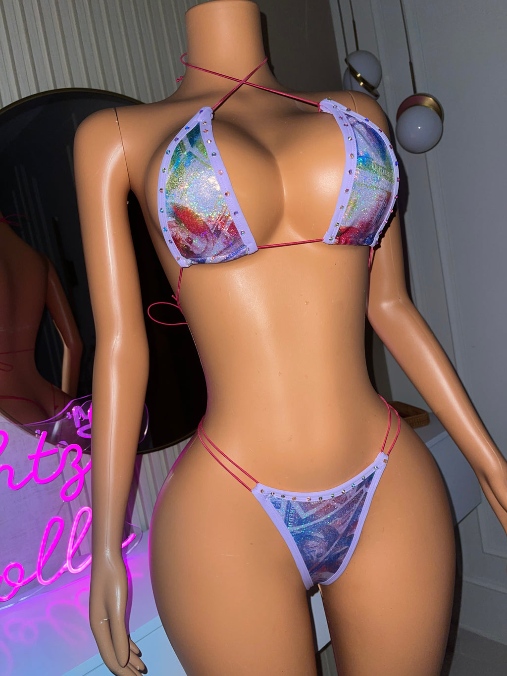 Money pink 099