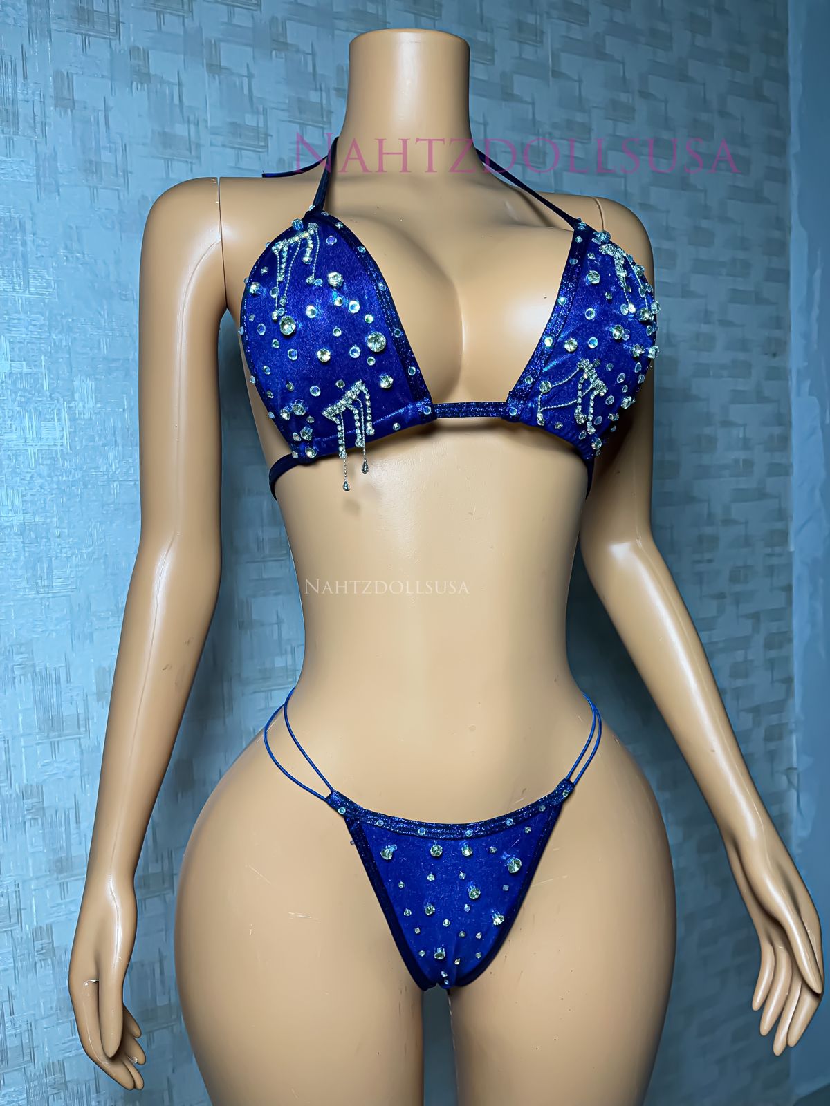 BLUE LUXURY