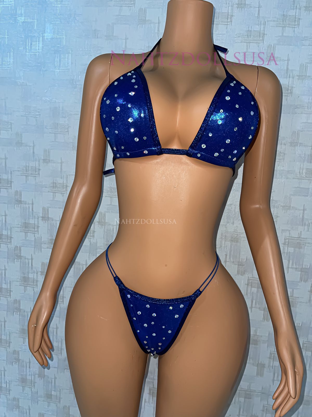 BLUE DIAMOND GLOW